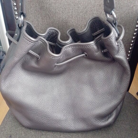 Cole Haan Pebbled Leather Drawstring Shoulder Bag Purse - Picture 3 of 7